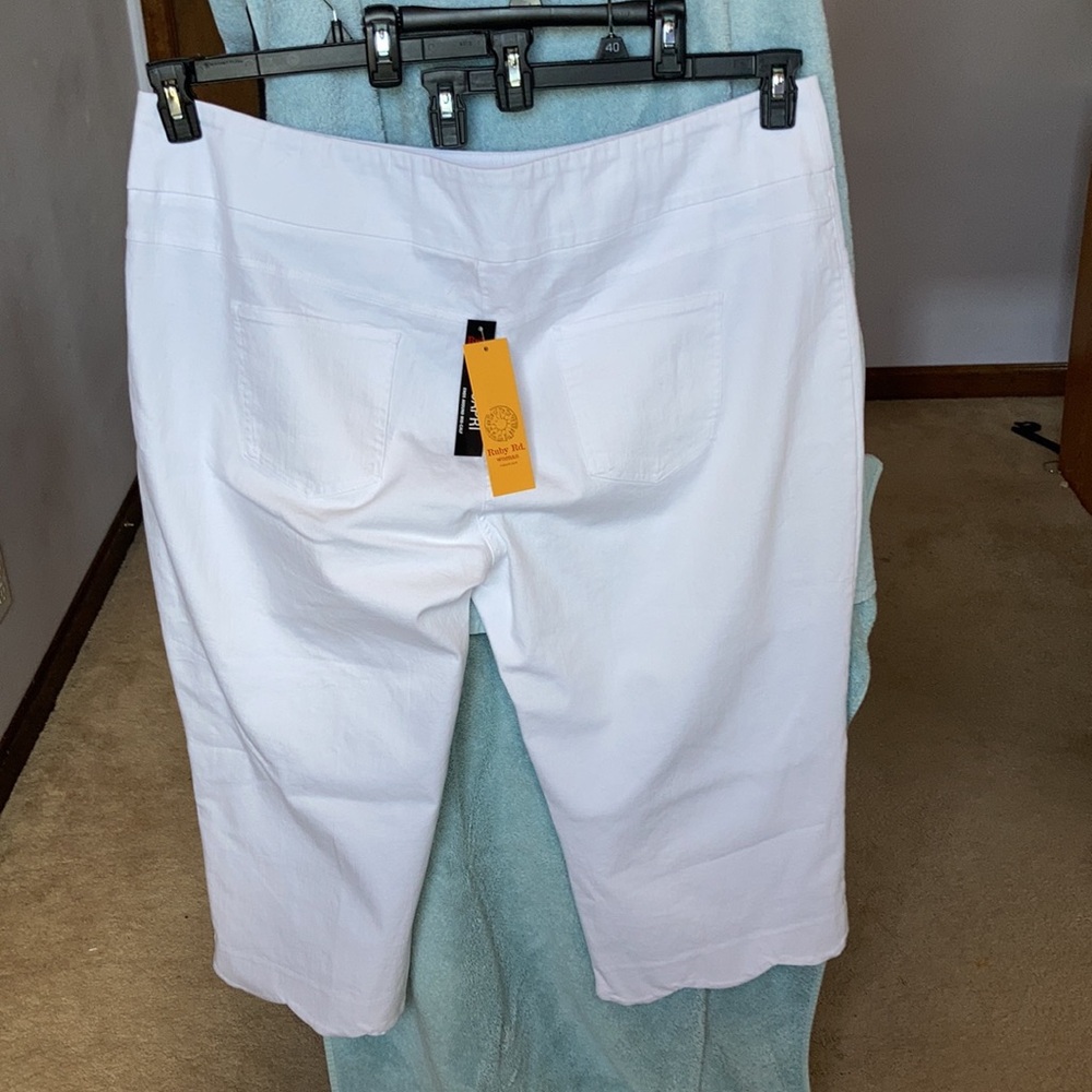 RUBY rd scalloped hemline white Capri ends mid calf size 24W - Picture 14 of 17